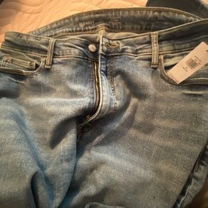 New with tags! Old Navy Flare Jeans